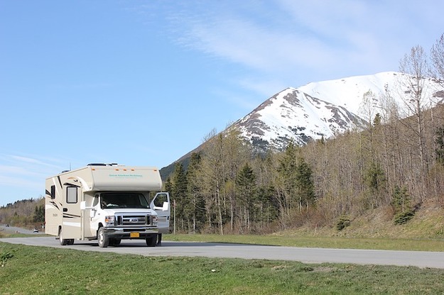 RV Camping trailer 15 pb