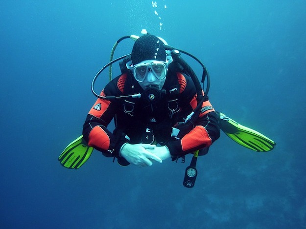 scuba diving 2 pb