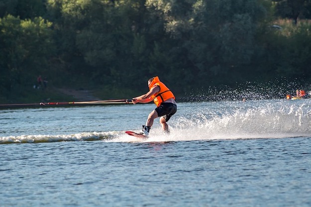 water skiing 4 pb