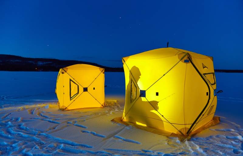 tents-on-winter-ice-fishing | eskimo ice fishing
