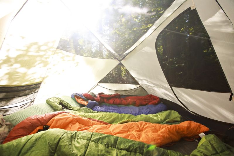 sleeping-bags-lined-tent-full | camping tricks